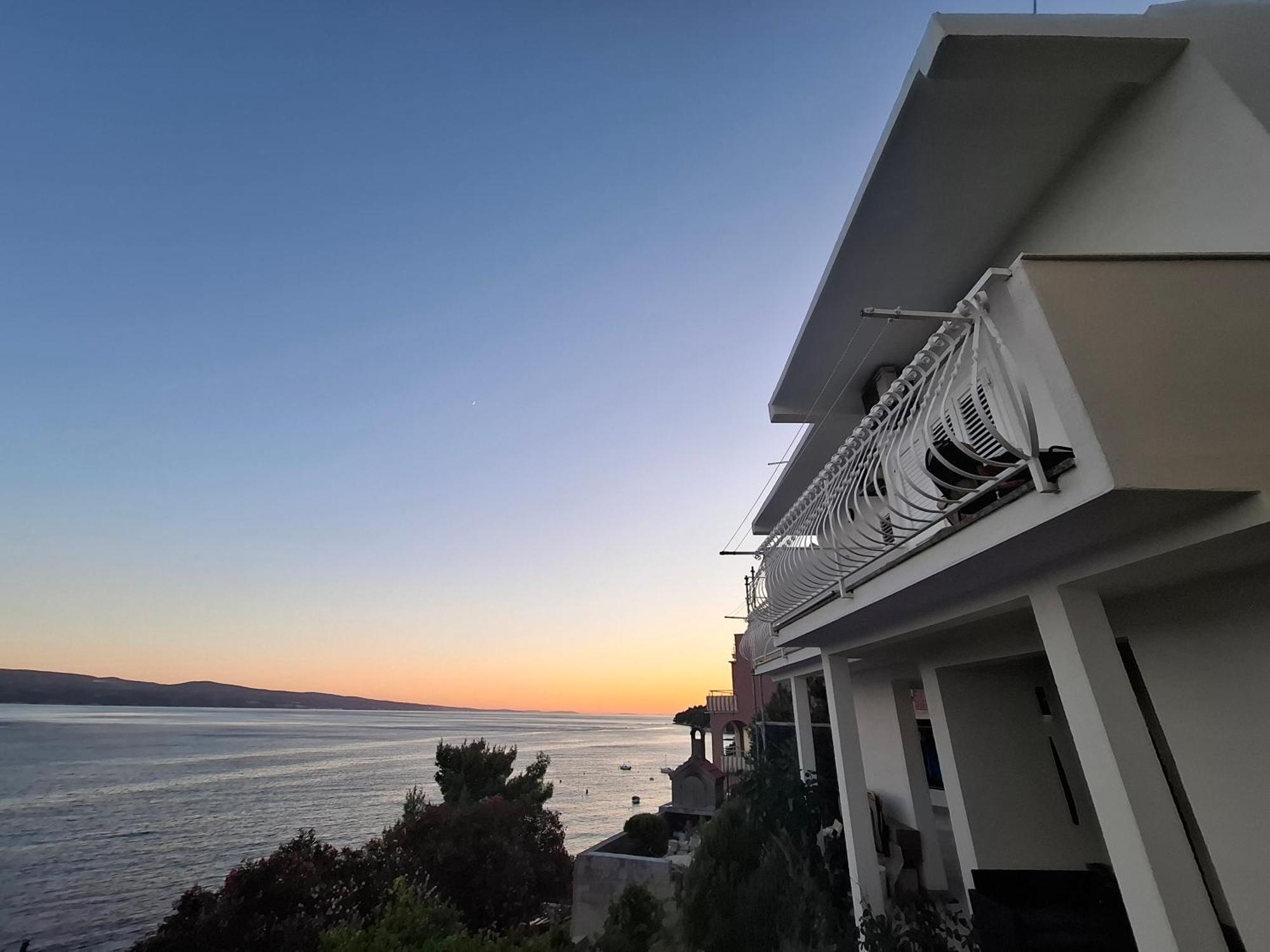 Apartman Lile By The Sea, Zavode *
